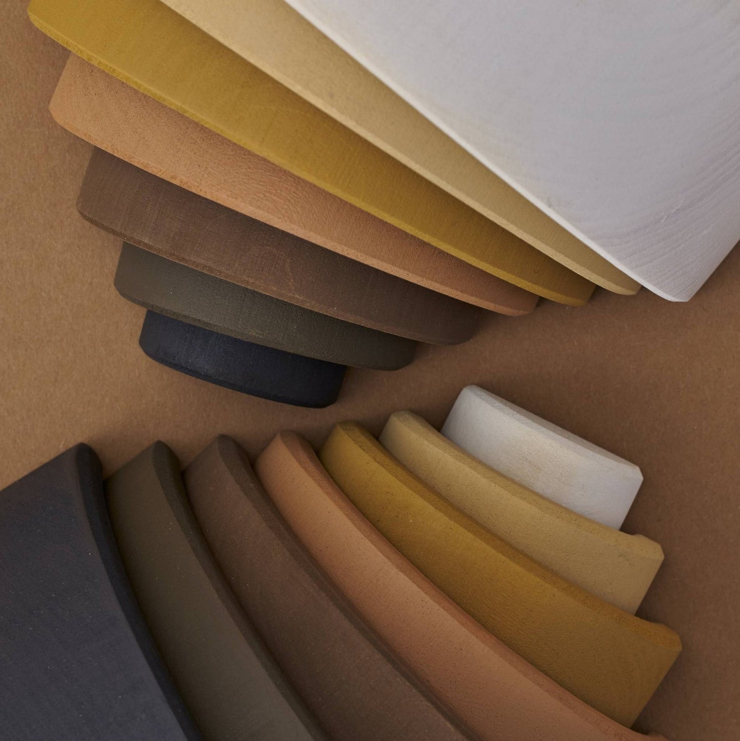 Raduga Grez Rainbow - Skin Tones Black and White