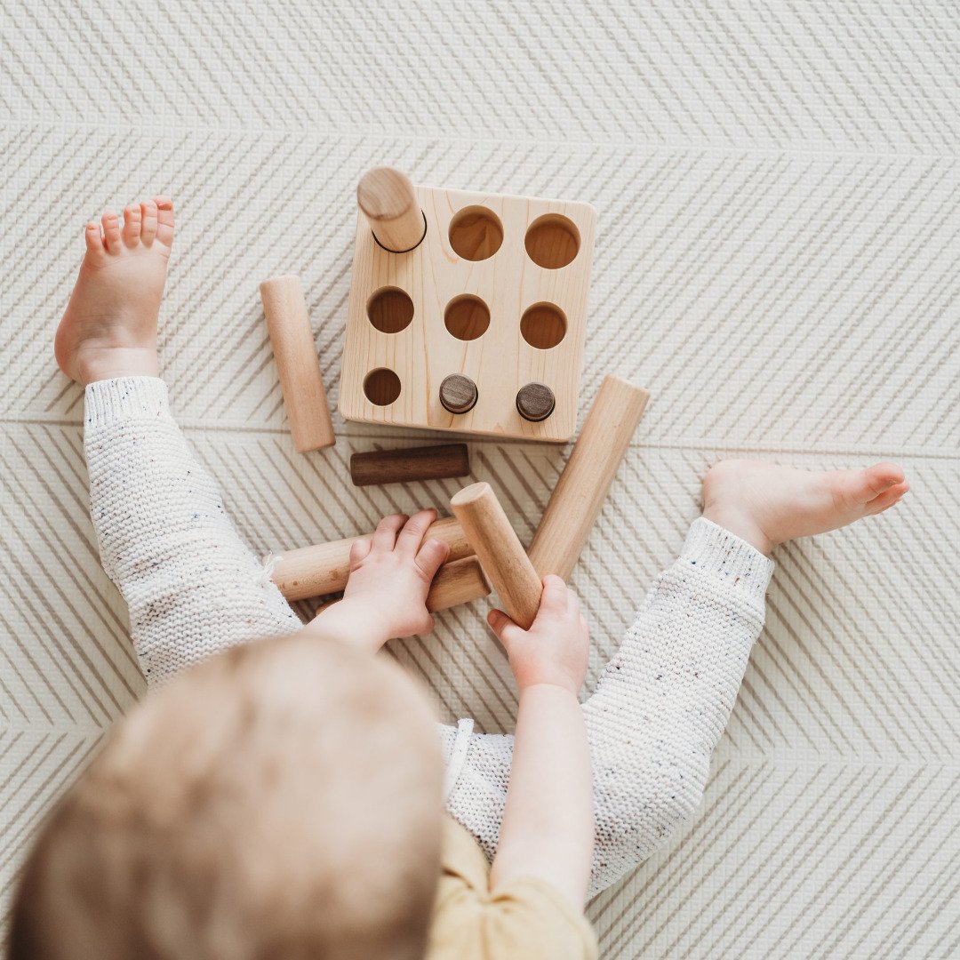 Qtoys Size Discrimination 9 Pole Puzzle