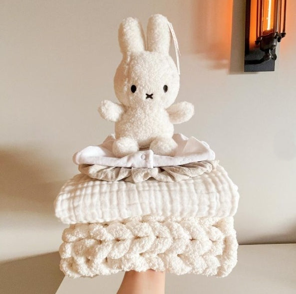 Miffy Sitting Plush & Keychain Bundle