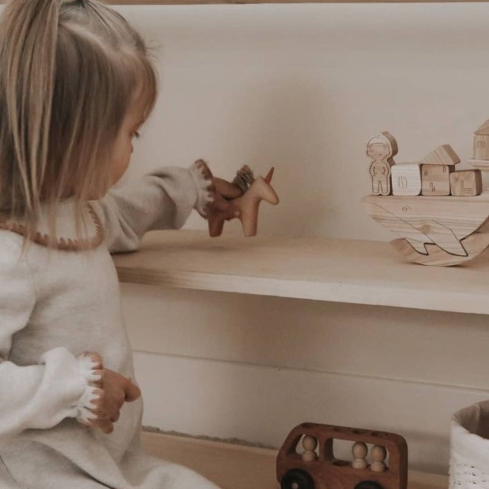 Tateplota Wooden Unicorn