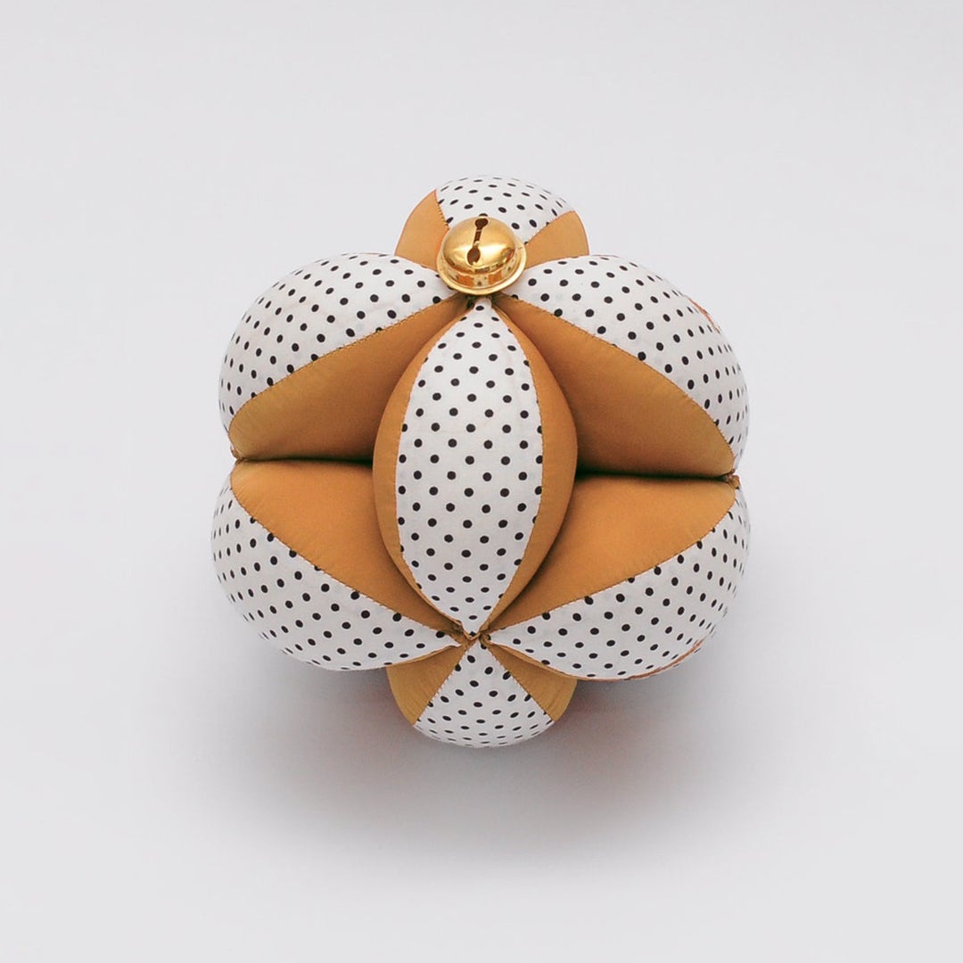 Clutch Ball with Ribbon & Bell