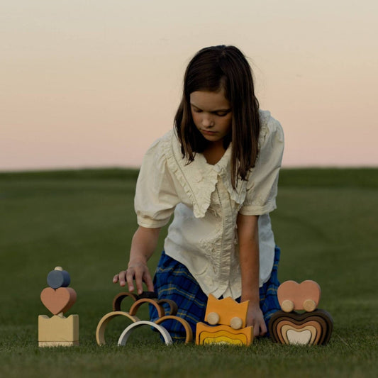 Raduga Grez Rainbow - Skin Tones White and Black